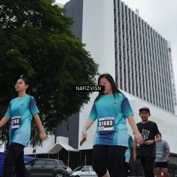 Runner Photo 8824358