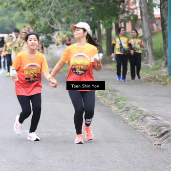 Runner Photo 8824368