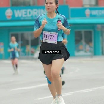 Runner Photo 8824372