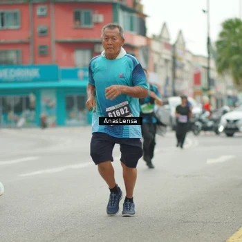Runner Photo 8824379