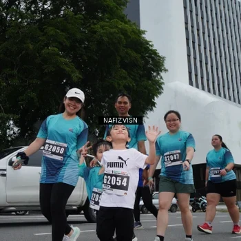 Runner Photo 8824381