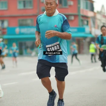 Runner Photo 8824407