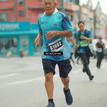 Runner Photo 8824409