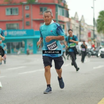 Runner Photo 8824410