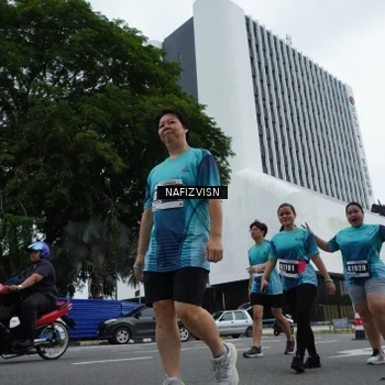 Runner Photo 8824425
