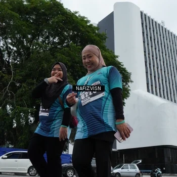 Runner Photo 8824434