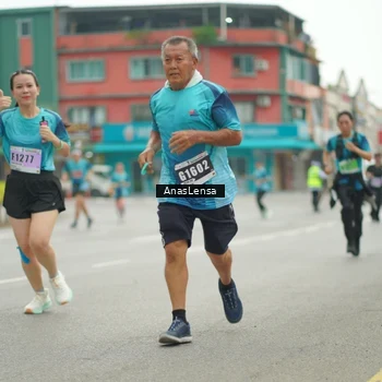 Runner Photo 8824448
