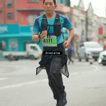 Runner Photo 8824453