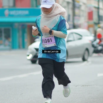 Runner Photo 8824484