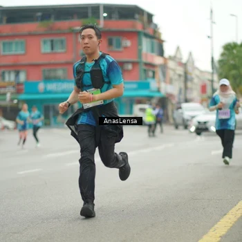Runner Photo 8824488