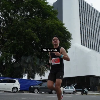 Runner Photo 8824504
