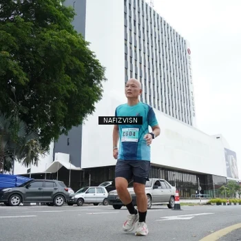 Runner Photo 8824509