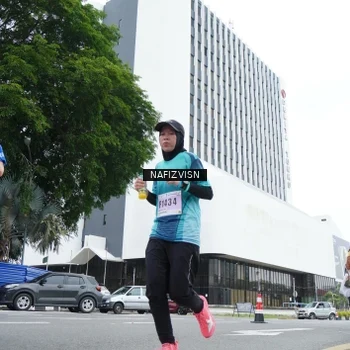 Runner Photo 8824516
