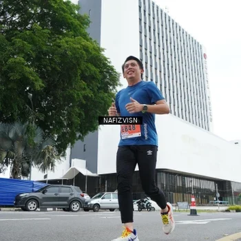 Runner Photo 8824533