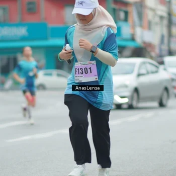 Runner Photo 8824534