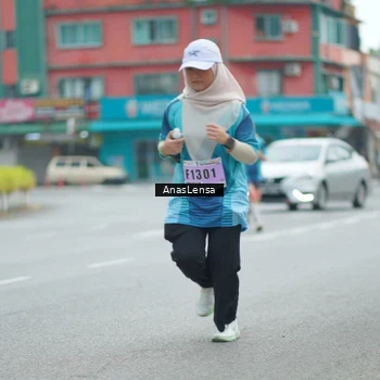 Runner Photo 8824536