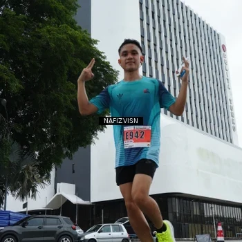 Runner Photo 8824604