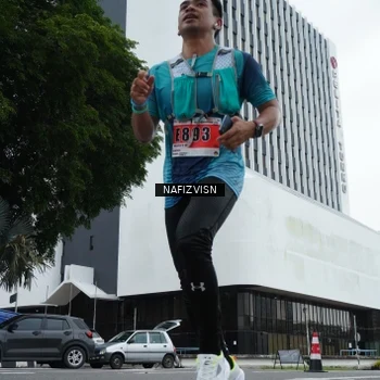 Runner Photo 8824608