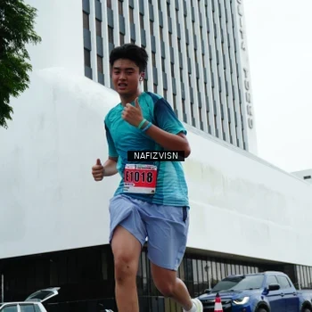 Runner Photo 8824615