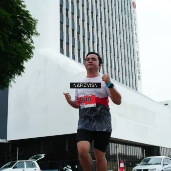 Runner Photo 8824617