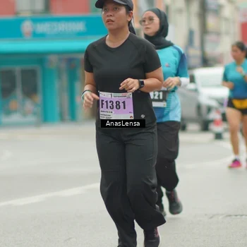 Runner Photo 8824631