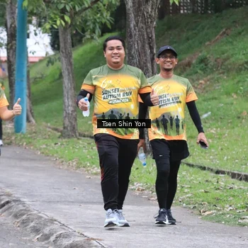 Runner Photo 8824661