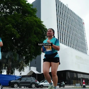 Runner Photo 8824662