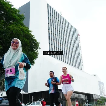 Runner Photo 8824673