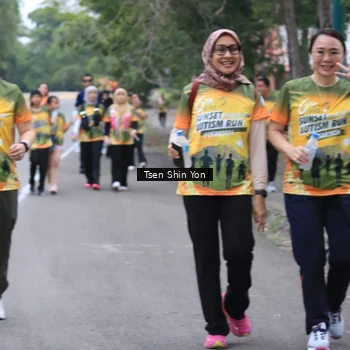 Runner Photo 8824675