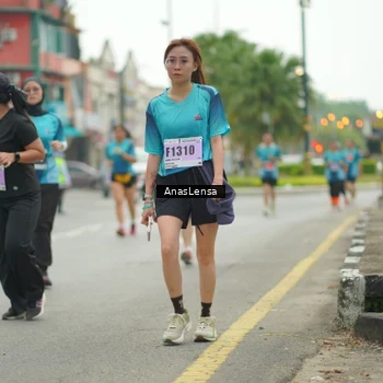 Runner Photo 8824703