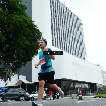 Runner Photo 8824736
