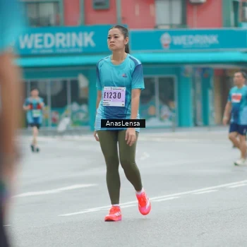 Runner Photo 8824824
