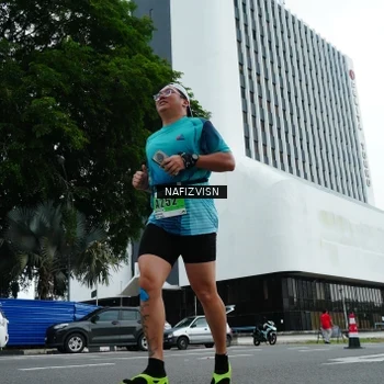 Runner Photo 8824865