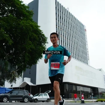 Runner Photo 8824866