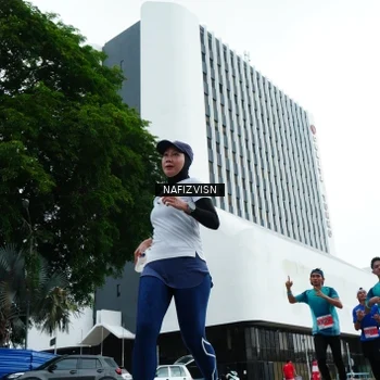 Runner Photo 8824882
