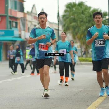 Runner Photo 8824894