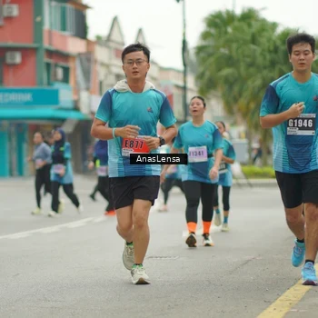 Runner Photo 8824899