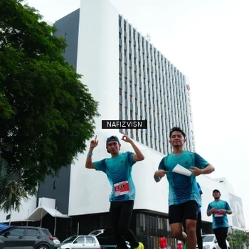 Runner Photo 8824902