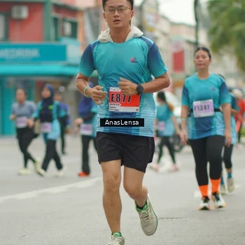 Runner Photo 8824903