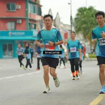 Runner Photo 8824904