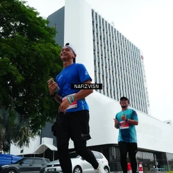 Runner Photo 8824907