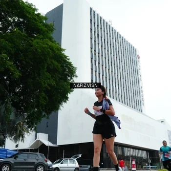 Runner Photo 8824924