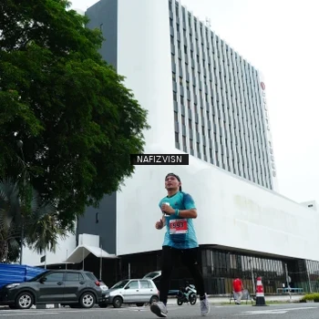 Runner Photo 8824933