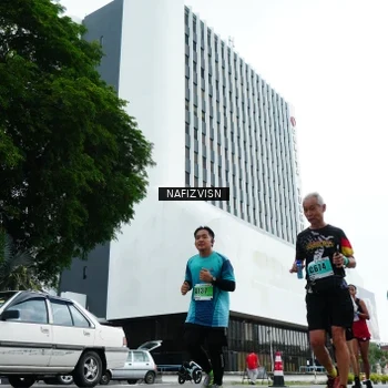 Runner Photo 8824938