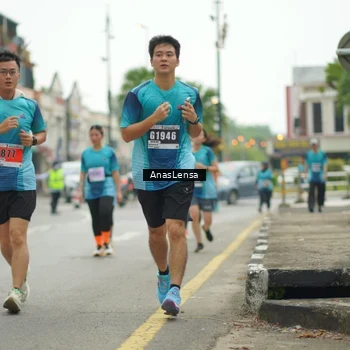 Runner Photo 8824975