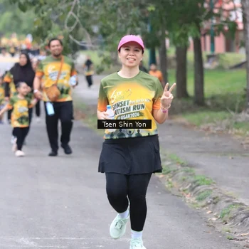 Runner Photo 8825000