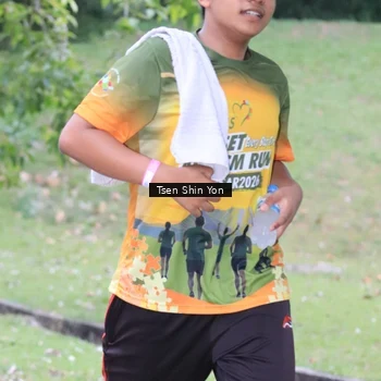 Runner Photo 8825005