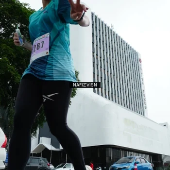 Runner Photo 8825018