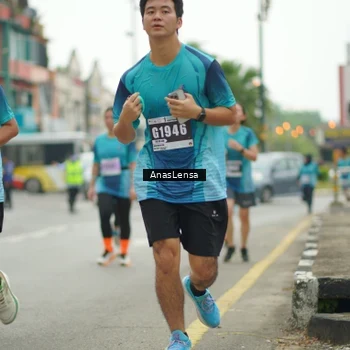 Runner Photo 8825027