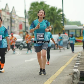 Runner Photo 8825028